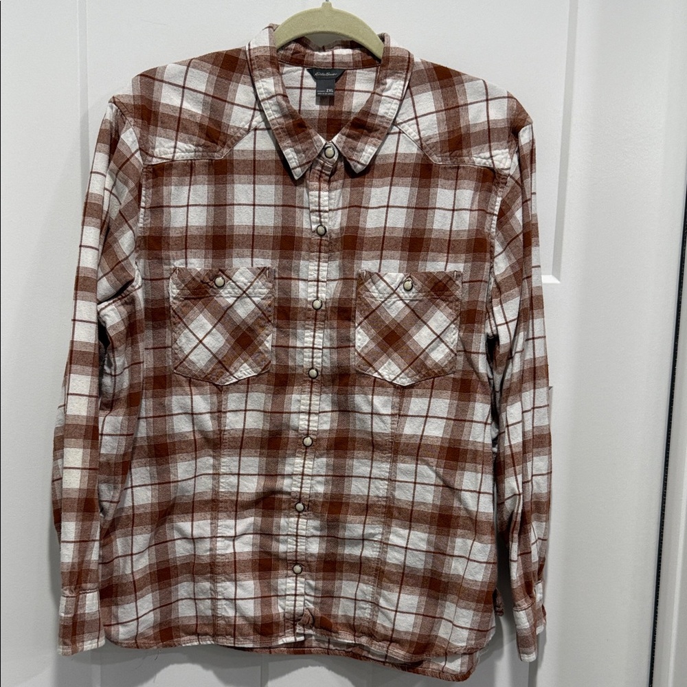Women’s Plaid Button-Up Shirt in Rust & White